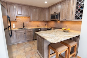 Fridge, microwave, stovetop, dishwasher - Woods Manor Red Fox Condo: Walk/Shuttle to Slopes/Downtown (Breckenridge)