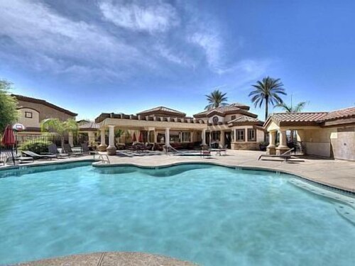 We Be Jammin' at Coyote Landin 2/2, Hot Pool!