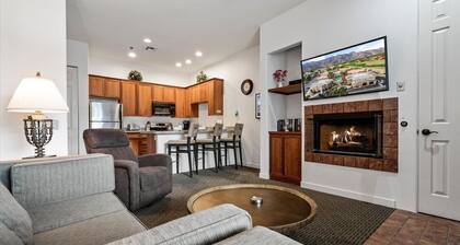 CLR100 LQ Oasis: Private Cozy Condo near Old Town