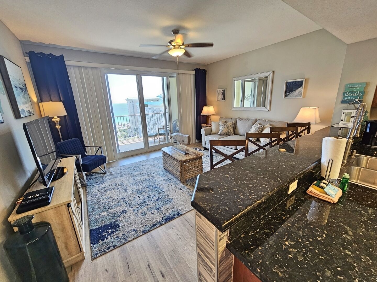 Een televisie en een dvd-speler