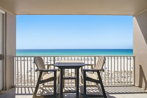 Outdoor dining - Island Princess 612 - Updated Beachfront 2 Bd Condo with Free Beach Service! (Fort Walton Beach)