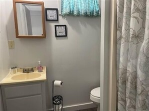 Shower, towels