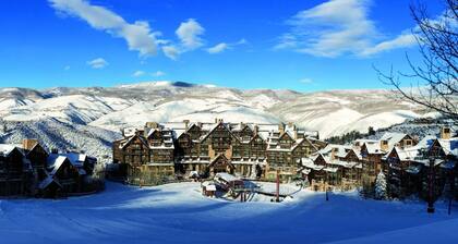 Luxury Ski in and out Suite @Ritz-Carlton with Balcony