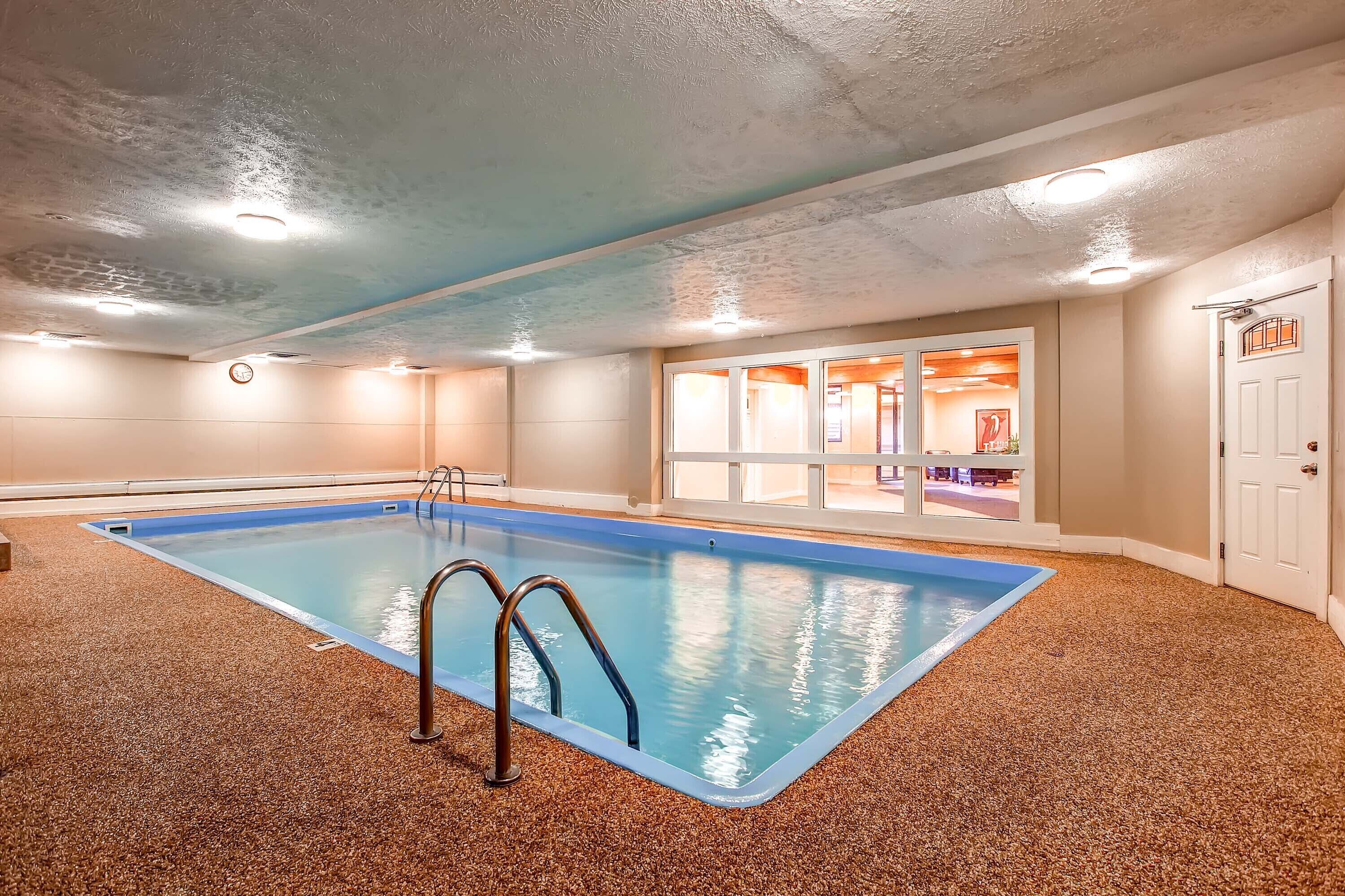 Piscine intérieure