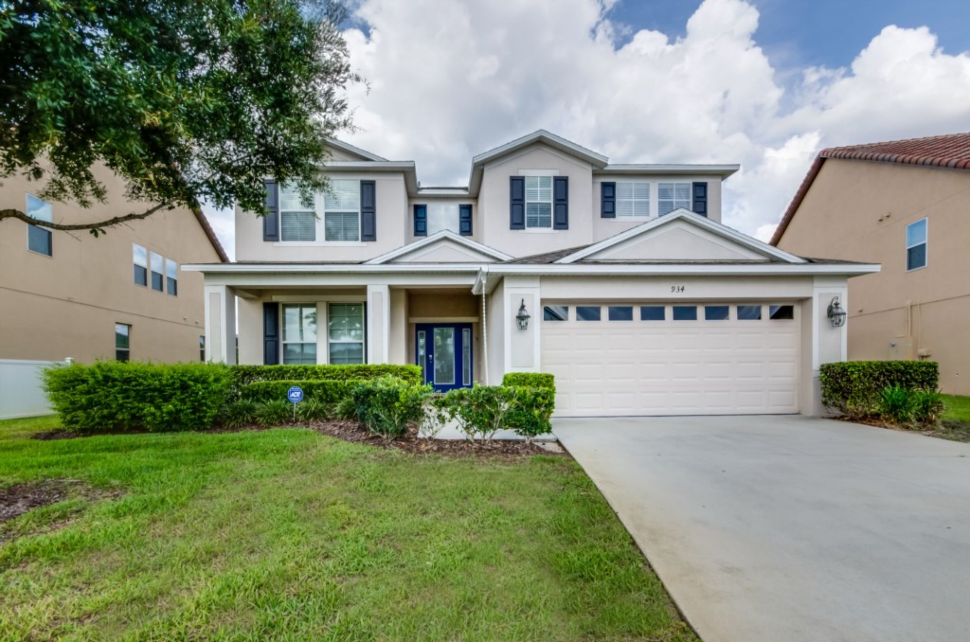 Amazing 5 Bedroom 4 Bathroom Disney Villa Located Only 15 Minutes To Disney