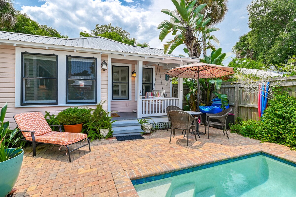 Historic Downtown Cottage with Private/Heated Pool! Walk to everything!