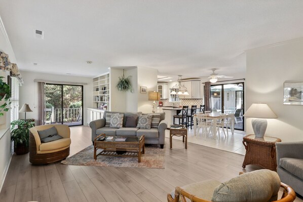 TV, fireplace, DVD player