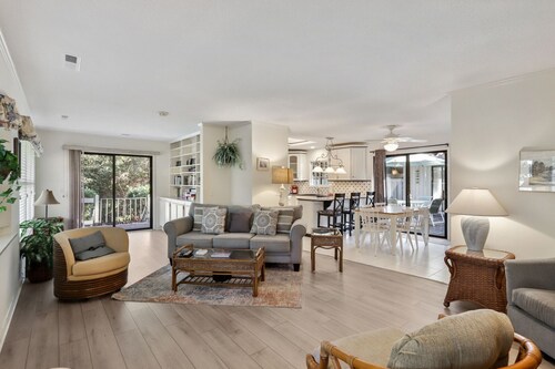 3 BR/3BA Home + Plus a Bonus BR- Fenced W/Private Pool