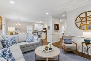Smart TV - 44 Bradley Beach, Close to Beach, Large Pool, Free Golf (Hilton Head)