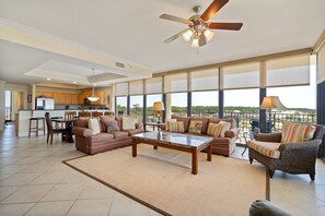 Televisie en een tafeltennistafel