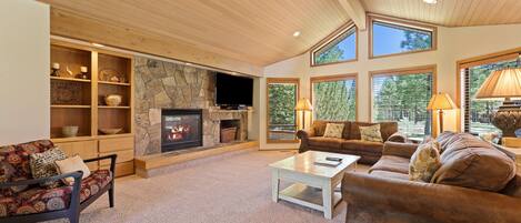 Flat-screen TV, fireplace, DVD player, video library