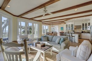 Smart TV, fireplace, DVD player, ping pong