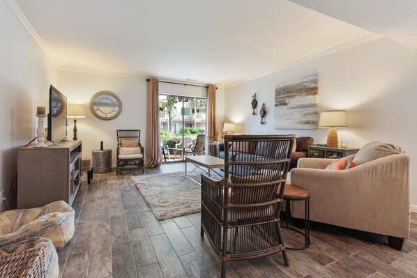 Smart TV, DVD player