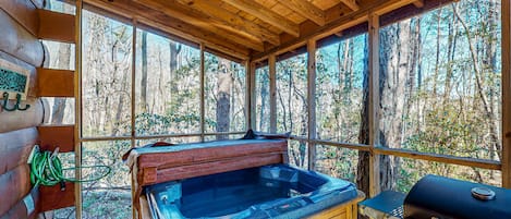 Bain à remous intérieur