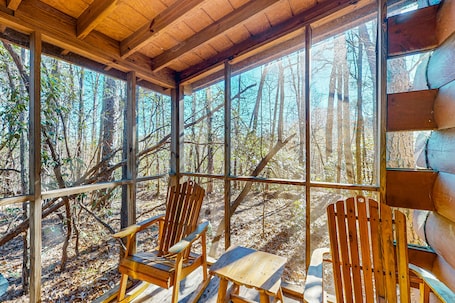 Interior. Romantic & Dog-Friendly Log Cabin in the Woods with Private Hot Tub