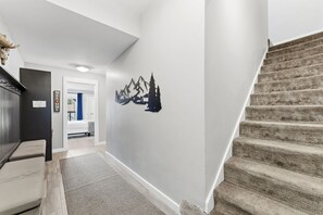 Interior - Modern 3 BDR - Heart of Downtown; Walk Everywhere! (Breckenridge)