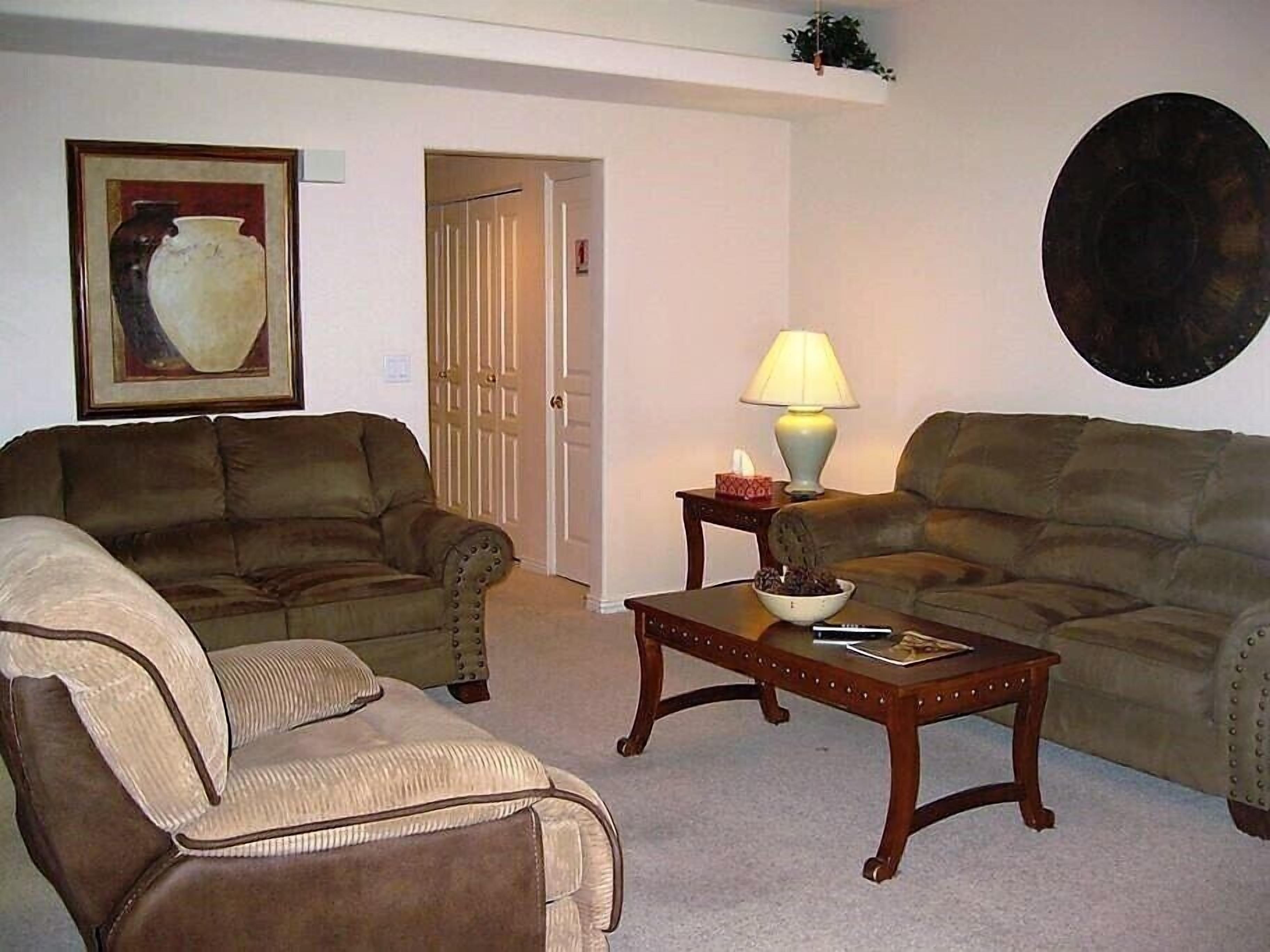 Wandering Wolf Hideaway by Mesquite Vacation Rentals at Wolf Creek Golf Course! Parking Level and Easy Access!