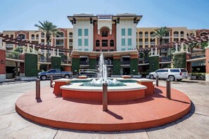 Exterior - Azure 120 Large Gulf front condo (Fort Walton Beach)