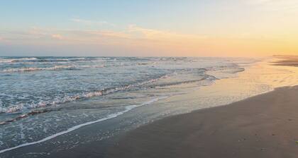Beachfront Escape | Hot Tub, Heated Pool & Dogs Welcome