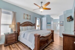 4 makuuhuonetta, silitysrauta/-lauta, Wi-Fi, vuodevaatteet