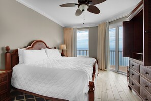 3 dormitorios, tabla de planchar con plancha, wifi gratis y ropa de cama