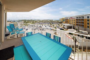 Terrace/patio - Waterscape A517/🌊Gulf View/ 🏖️Beach Service (Fort Walton Beach)