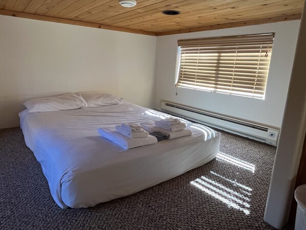 2 bedrooms, Internet, bed sheets