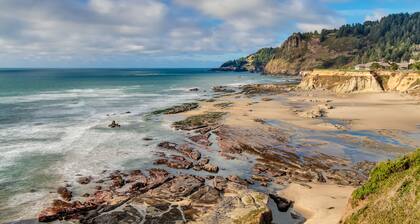 Cozy Oceanfront A-Frame Chalet with WiFi & Terrific Views