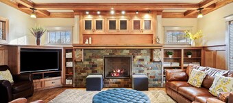 Awbrey - Amazing! Steps to Downtown & River, Gorgeous, Newer, A/C