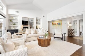 Smart-TV, Netflix, Streaming-Dienste, Videothek