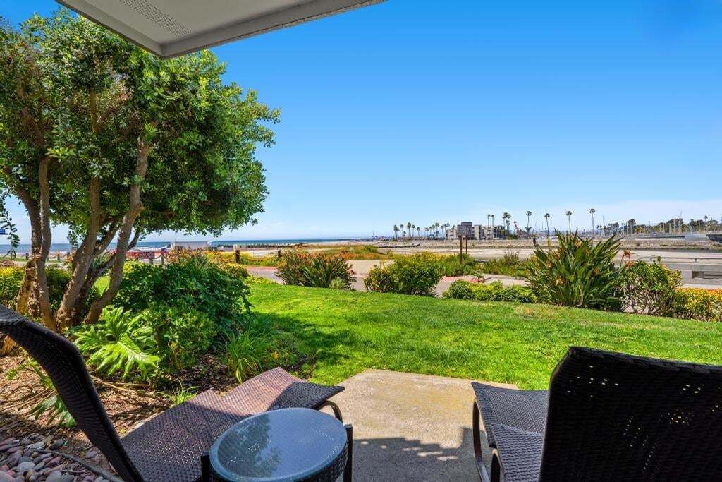 Ground floor condo with grassy area, quick Beach Access, G33 North Coast Village