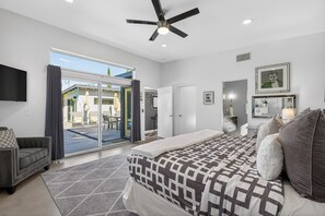 4 bedrooms, desk, iron/ironing board, travel cot