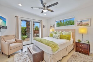 4 habitaciones, escritorio y tabla de planchar con plancha 