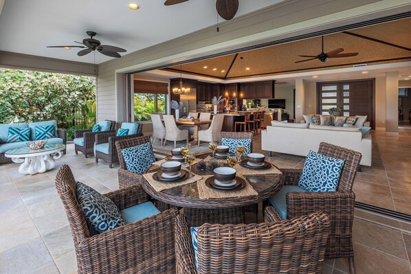 Outdoor dining - Elegant Kamilo Home - Private Pool, Guest House, Gym Access (Kamuela)