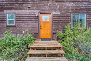 Exterior detail - Close to Monarch and Salida with Mountain Views from the Hot Tub (Salida)