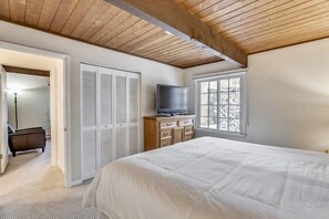 2 habitaciones, tabla de planchar con plancha y wifi gratis 