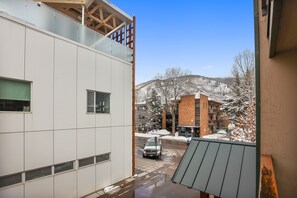 Exterior - Central Aspen Condo - Prime Price and Location (Aspen)
