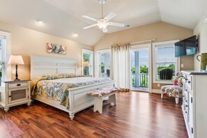 4 bedrooms, WiFi, bed sheets - Golf Front, Premium built. Pool, hot tub, gameroom, theater room. Dogs ok. (Corolla)