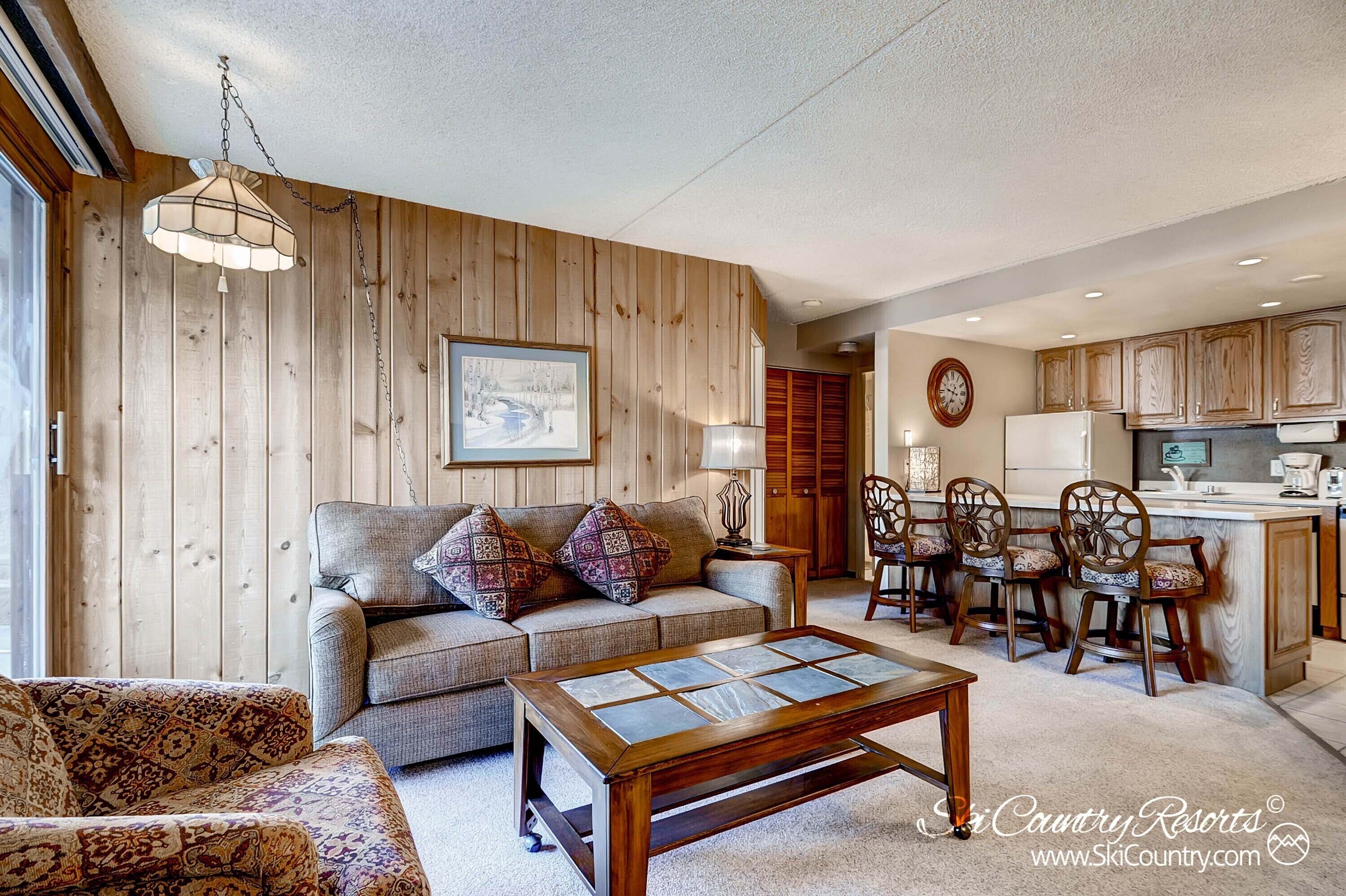 **RECENTLY UPDATED!** Ski In, Ski Out. Heated Garage Parking. VIEWS! TE303