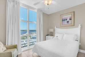 3 makuuhuonetta, silitysrauta/-lauta, ilmainen Wi-Fi, vuodevaatteet