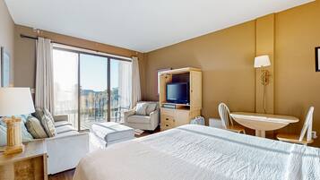 Ferros/tábuas de passar roupa, acesso à internet, roupa de cama