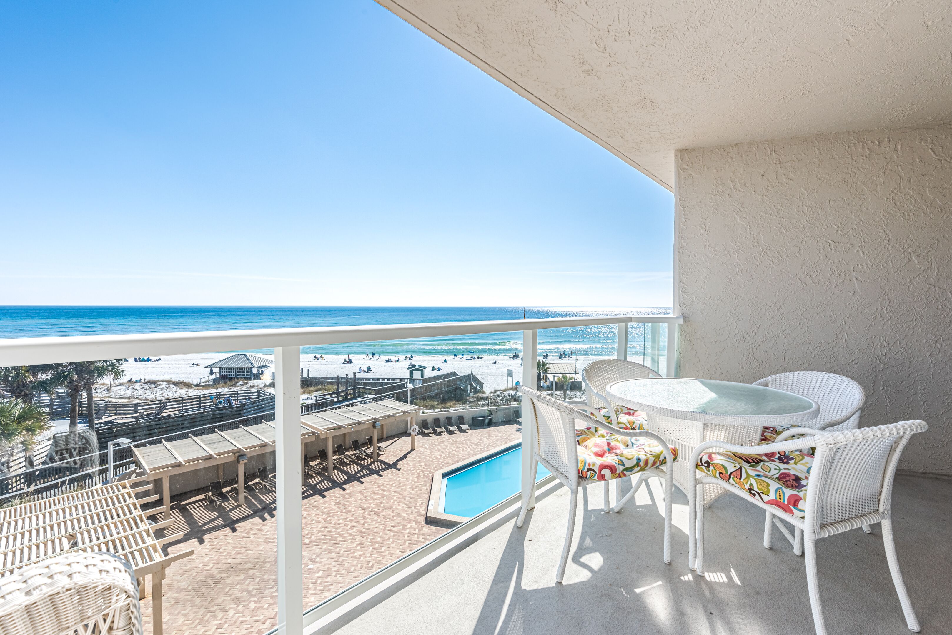 Gulf Views ~ Private Balcony ~ Fitness Center ~ Seasonally Heated Pool