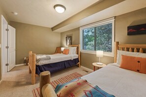 4 bedrooms, WiFi, bed sheets