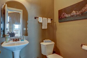 تجهيزات دش، مجففات شعر، مناشف