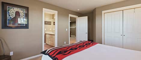 4 bedrooms, WiFi, bed sheets