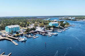 Marina - Waterfront, RIVERS EDGE CONDO 2A-BLDG 1 *PRIVATE DOCK and ASSIGNED BOAT SLIP (Steinhatchee)
