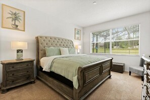 6 bedrooms, iron/ironing board, WiFi, bed sheets