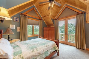 6 bedrooms, free WiFi, bed sheets