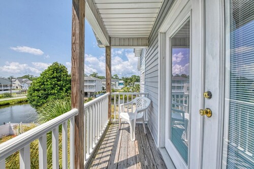 Sun, Sand, and Serenity - 5 Bedroom, 5 Bath Dog Friendly with Private Pool