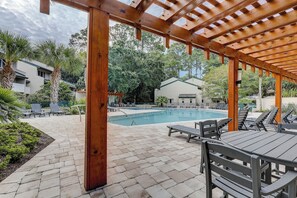 Pool - 258 Stoney Creek. Lovely 3 Bedroom Townhouse in Harbour Town (Hilton Head Island)